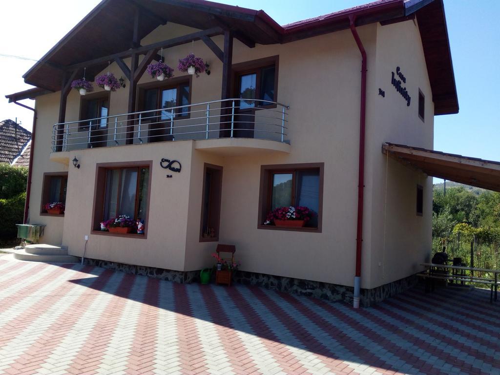 Casa Infinity Hotell Sovata Eksteriør bilde